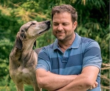 Иллюстрация к книге — Идеальная собака не выгуливает хозяина. Как воспитать собаку без вредных привычек [i_016.jpg]