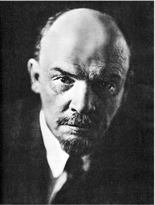 Иллюстрация к книге — Под Андреевским и Красным флагом. Русский флот в Первой мировой войне, Февральской и Октябрьской революциях. 1914–1918 гг. [i_025.jpg]