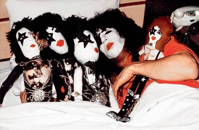 Иллюстрация к книге — KISS. Лицом к музыке: срывая маску [i_039.jpg]