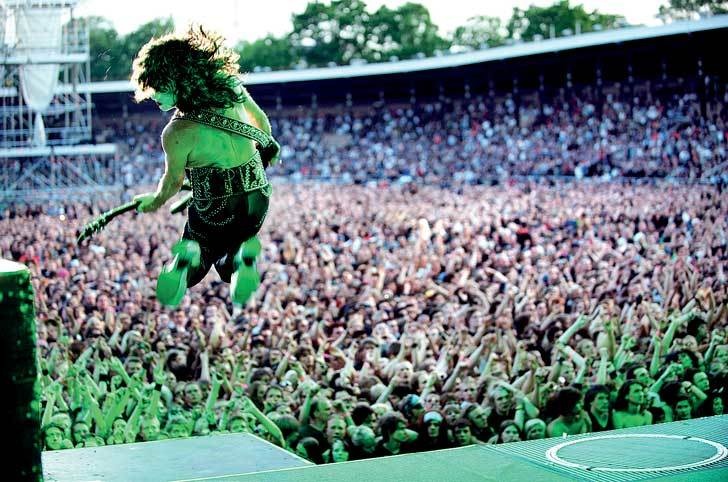 Иллюстрация к книге — KISS. Лицом к музыке: срывая маску [i_045.jpg]