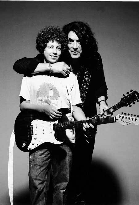 Иллюстрация к книге — KISS. Лицом к музыке: срывая маску [i_055.jpg]