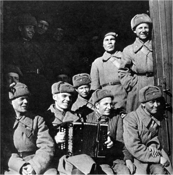 Иллюстрация к книге — Чудо под Москвой [i_021.jpg]