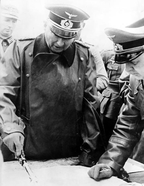 Иллюстрация к книге — Чудо под Москвой [i_051.jpg]