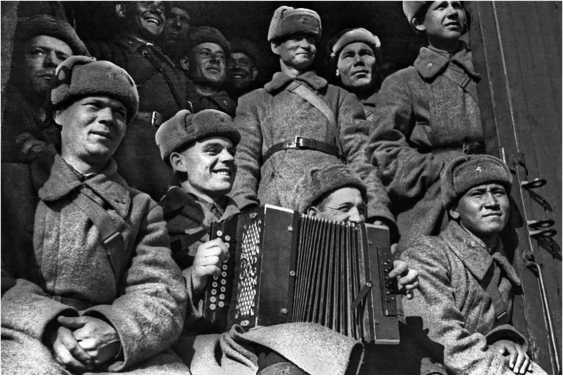 Иллюстрация к книге — Чудо под Москвой [i_072.jpg]