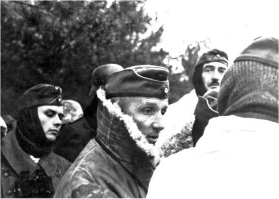 Иллюстрация к книге — Чудо под Москвой [i_114.jpg]