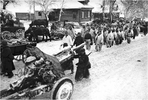 Иллюстрация к книге — Чудо под Москвой [i_122.jpg]