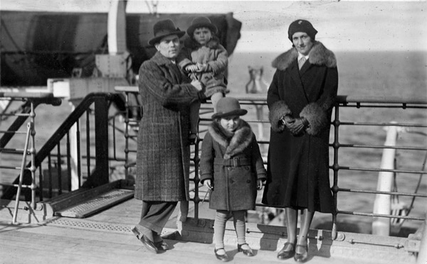 Иллюстрация к книге — Учись слушать. Серфинг на радиоволне [i_005.jpg]