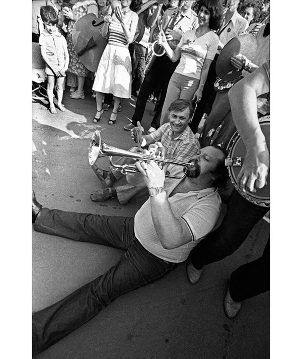 Иллюстрация к книге — Учись слушать. Серфинг на радиоволне [i_042.jpg]