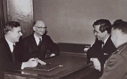 Иллюстрация к книге — Конон Молодый [i_042.jpg]