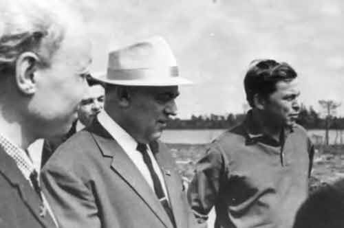 Иллюстрация к книге — Виктор Муравленко [nonjpegpng__500jpegshir36.jpg]