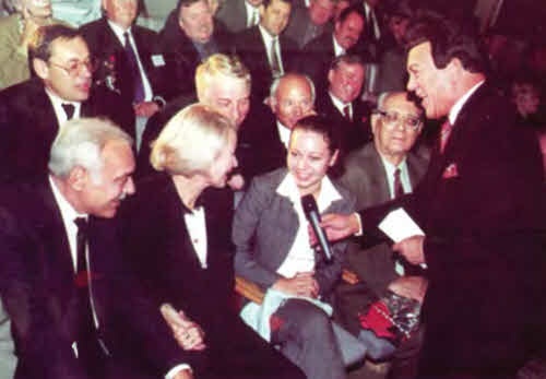 Иллюстрация к книге — Виктор Муравленко [nonjpegpng__500jpegshir50.jpg]