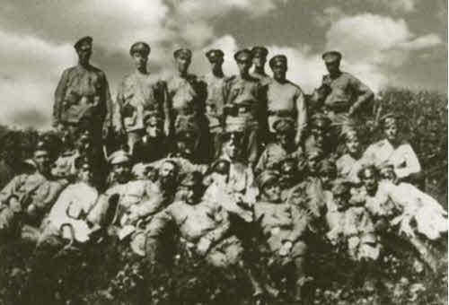 Иллюстрация к книге — Алексей Кулаковский [i_044.jpg]