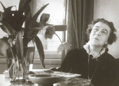 Иллюстрация к книге — Коллонтай [i_054.jpg]