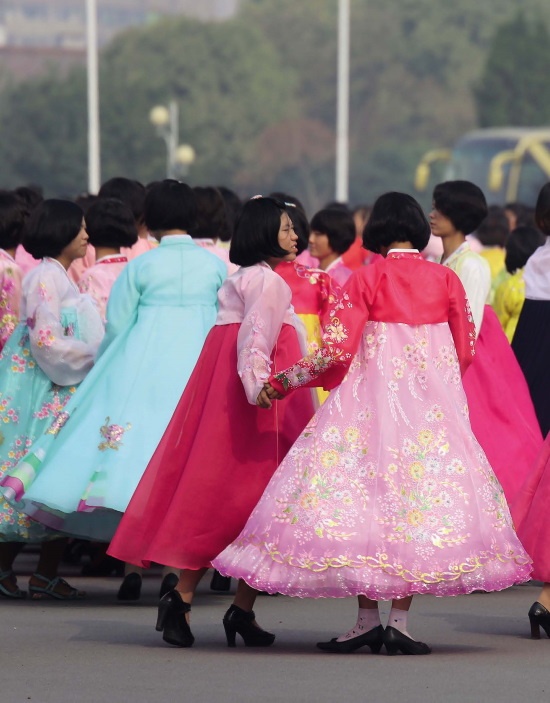 Иллюстрация к книге — Спросите у северокорейца. Бывшие граждане о жизни внутри самой закрытой страны мира [i_019.jpg]