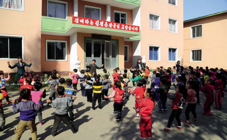 Иллюстрация к книге — Спросите у северокорейца. Бывшие граждане о жизни внутри самой закрытой страны мира [i_033.jpg]