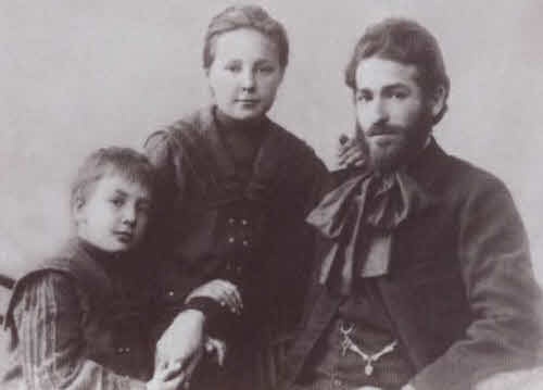 Иллюстрация к книге — Марина Цветаева. Твоя неласковая ласточка [i_011.jpg]