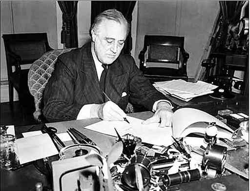 Иллюстрация к книге — Всемирная история для тех, кто всё забыл [i_103.jpg]