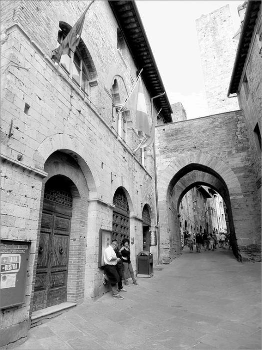 Иллюстрация к книге — Флоренция и Тоскана. Флорентийcкая мозаика Италии [_103.jpg]