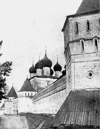 Иллюстрация к книге — Путешествие из Москвы в Ярославль. Москва – Сергиев Посад – Переславль-Залесский – Ростов Великий – Ярославль [_103.jpg]