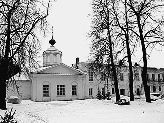 Иллюстрация к книге — Путешествие из Москвы в Ярославль. Москва – Сергиев Посад – Переславль-Залесский – Ростов Великий – Ярославль [_145.jpg]