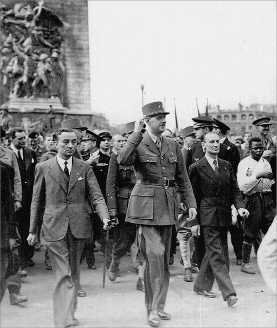 Иллюстрация к книге — Франция. Страна королей и пяти республик  [_028.jpg]