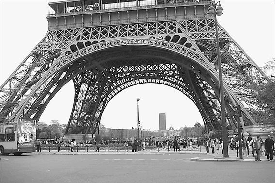 Иллюстрация к книге — Франция. Страна королей и пяти республик  [_029.jpg]