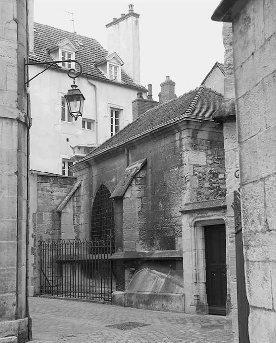 Иллюстрация к книге — Франция. Страна королей и пяти республик  [_116.jpg]