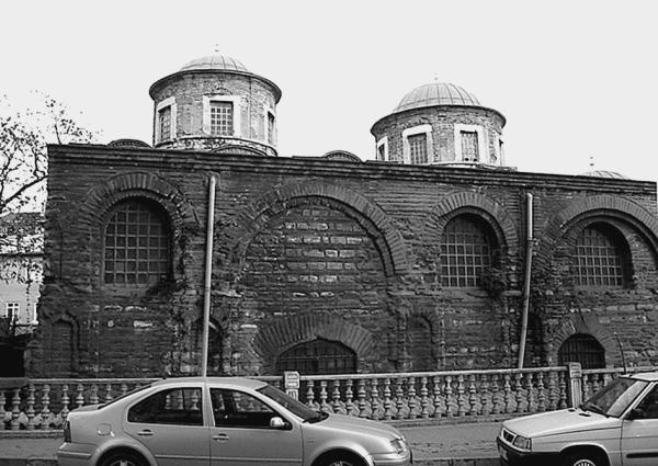 Иллюстрация к книге — Стамбул. Новый Вавилон на берегах Босфора  [_88.jpg]