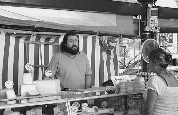 Иллюстрация к книге — Лазурный берег. Ривьеры Франции, Монако и Италии  [_012.jpg]