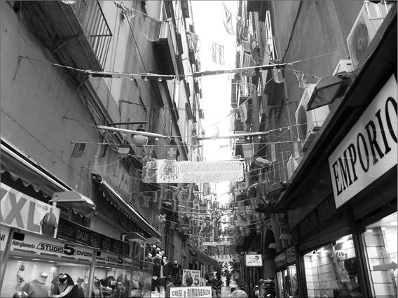 Иллюстрация к книге — Неаполитанская Ривьера. Неаполь. Капри. Искья. Прочида  [_013.jpg]