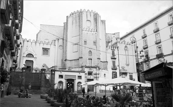 Иллюстрация к книге — Неаполитанская Ривьера. Неаполь. Капри. Искья. Прочида  [_035.jpg]