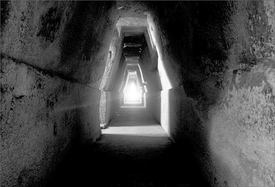 Иллюстрация к книге — Неаполитанская Ривьера. Неаполь. Капри. Искья. Прочида  [_040.jpg]