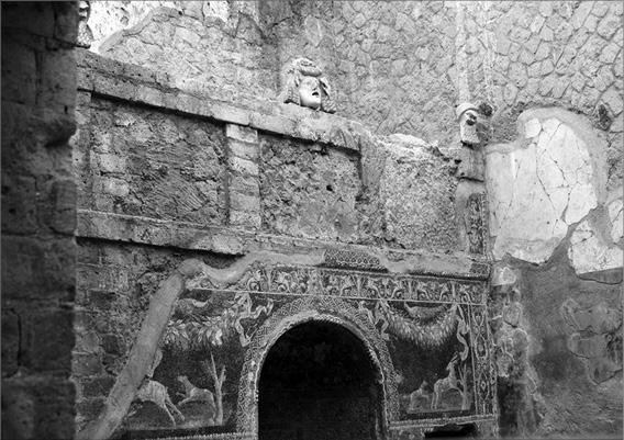 Иллюстрация к книге — Неаполитанская Ривьера. Неаполь. Капри. Искья. Прочида  [_060.jpg]