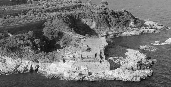 Иллюстрация к книге — Неаполитанская Ривьера. Неаполь. Капри. Искья. Прочида  [_071.jpg]