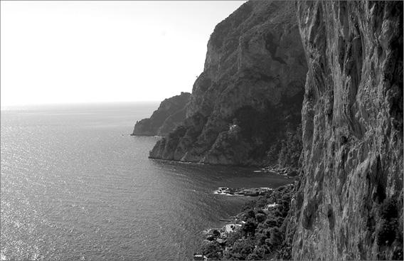 Иллюстрация к книге — Неаполитанская Ривьера. Неаполь. Капри. Искья. Прочида  [_079.jpg]