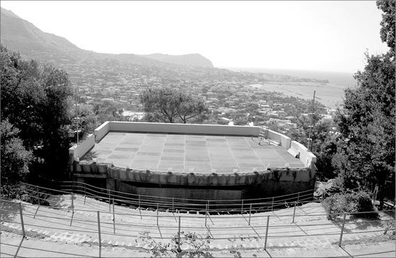 Иллюстрация к книге — Неаполитанская Ривьера. Неаполь. Капри. Искья. Прочида  [_097.jpg]