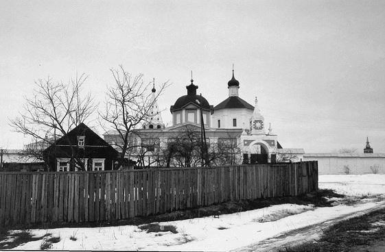 Иллюстрация к книге — Монастыри Подмосковья [_039.jpg]