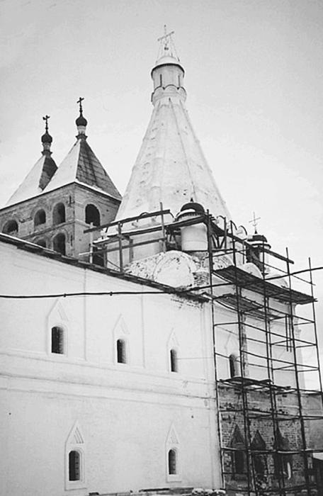 Иллюстрация к книге — Монастыри Подмосковья [_091.jpg]