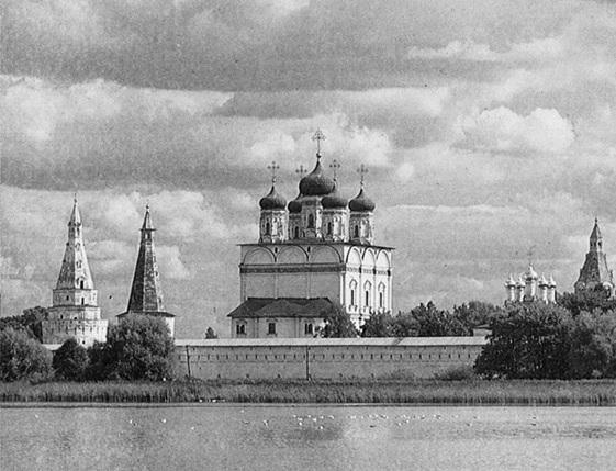 Иллюстрация к книге — Монастыри Подмосковья [_135.jpg]