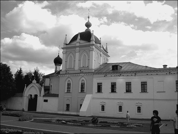 Иллюстрация к книге — Подмосковье. Природа. История. Экономика. Культура. Достопримечательности. Религиозные центры  [_076144.jpg]