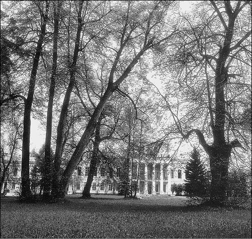 Иллюстрация к книге — Подмосковье. Природа. История. Экономика. Культура. Достопримечательности. Религиозные центры  [_083.jpg]