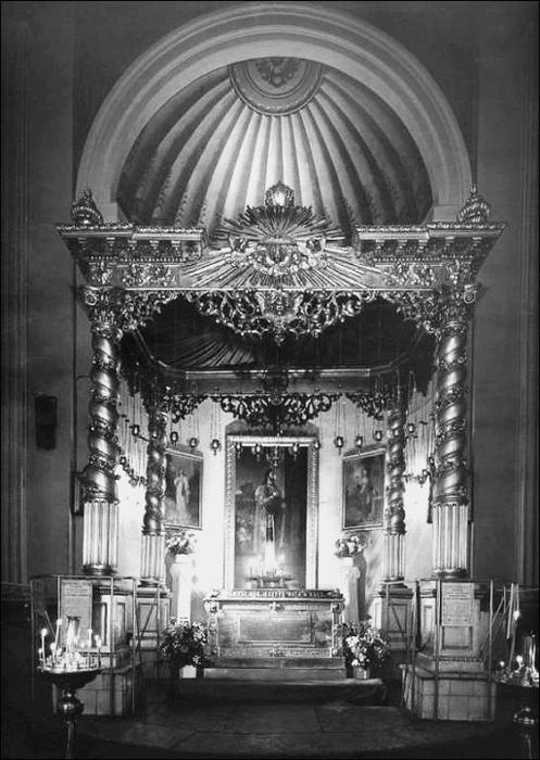 Иллюстрация к книге — Путешествие по храмам и монастырям Санкт-Петербурга  [_033.jpg]