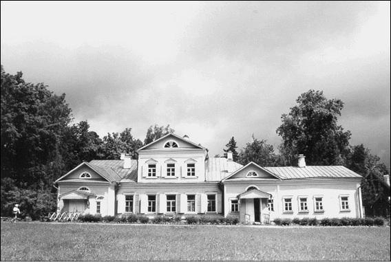 Иллюстрация к книге — Усадьбы Подмосковья. История. Владельцы. Жители. Архитектура  [_046.jpg]