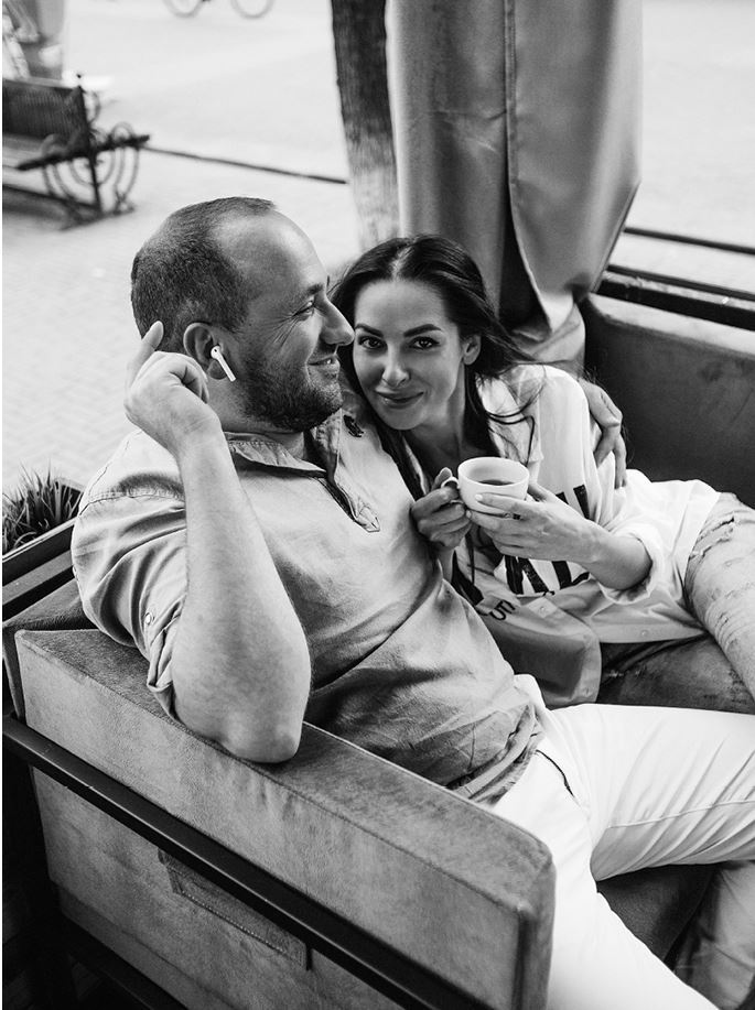 Иллюстрация к книге — 1000 и 1 день без секса. Белая книга. Чем занималась я, пока вы занимались сексом [_14.jpg]