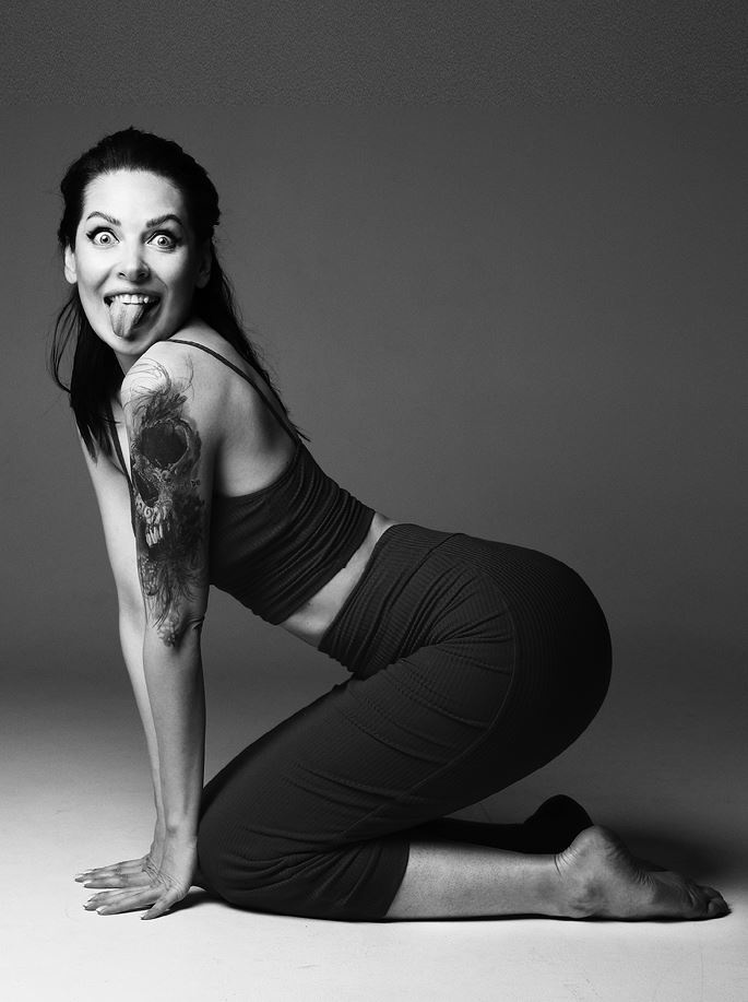 Иллюстрация к книге — 1000 и 1 день без секса. Белая книга. Чем занималась я, пока вы занимались сексом [_31.jpg]