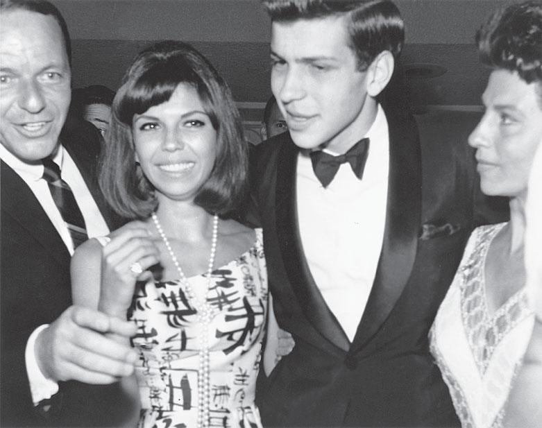 Иллюстрация к книге — Фрэнк Синатра. «Я делал все по-своему» [_28.jpg]