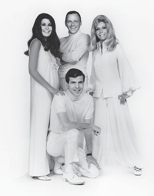 Иллюстрация к книге — Фрэнк Синатра. «Я делал все по-своему» [_38.jpg]