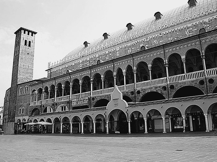 Иллюстрация к книге — Италия. Страна моря и солнца  [i_174.jpg]