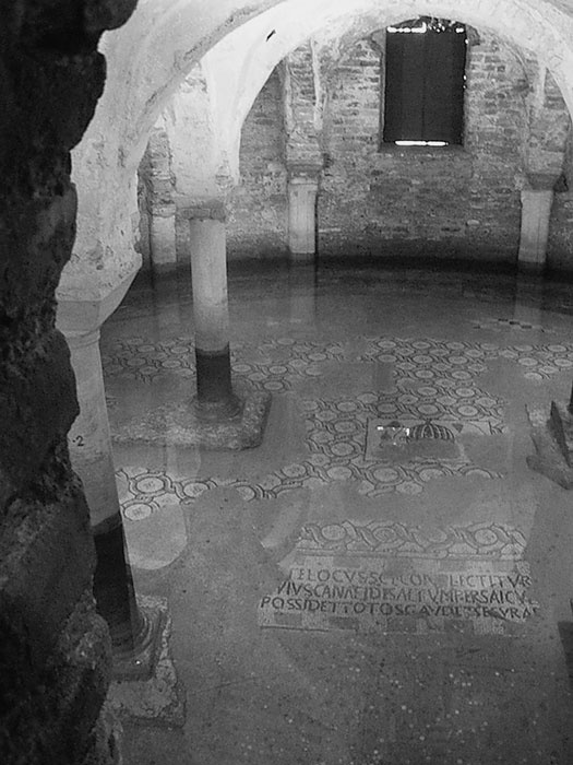 Иллюстрация к книге — Италия. Страна моря и солнца  [i_275.jpg]