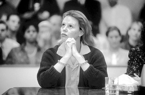 Иллюстрация к книге — 25 историй серийных убийц [i_003.jpg]